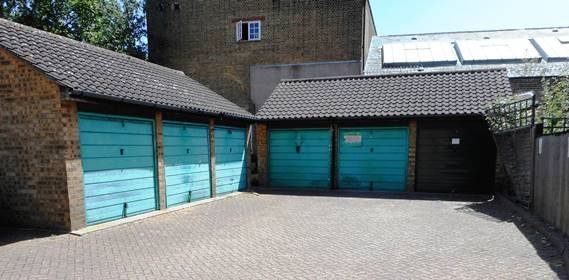 Lea Gardens