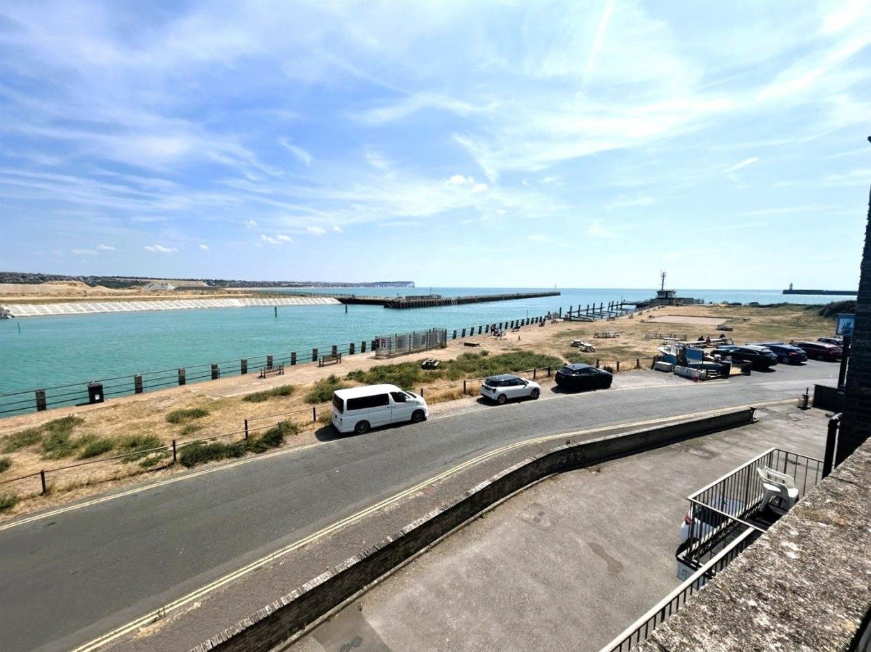 Fort Road, Newhaven