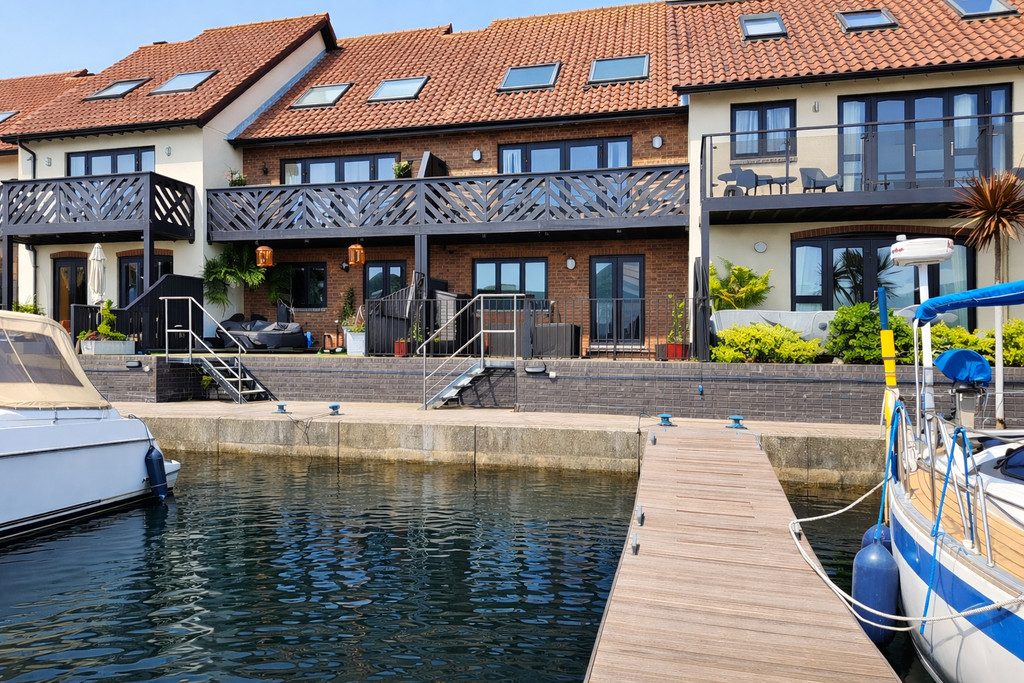 Velsheda Court, Hythe