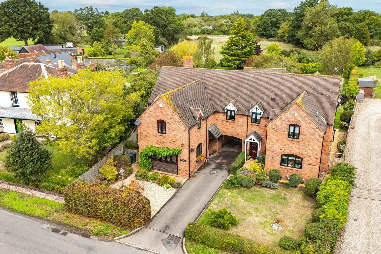Tregullas House Gilberts End Hanley Castle Worcester WR8 0AS