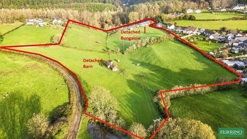(7 Acres & Stone Barn), The Tufts, Bream, Lydney, Gloucestershire. GL15 6HW