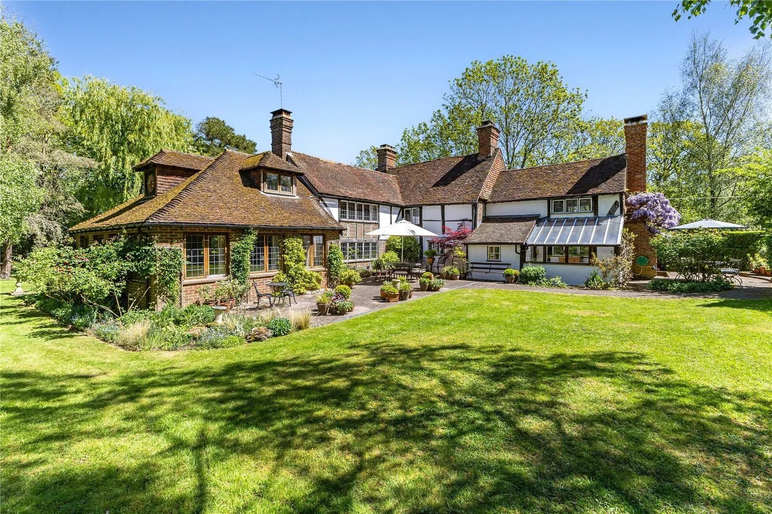 Horley: cottage with further land available