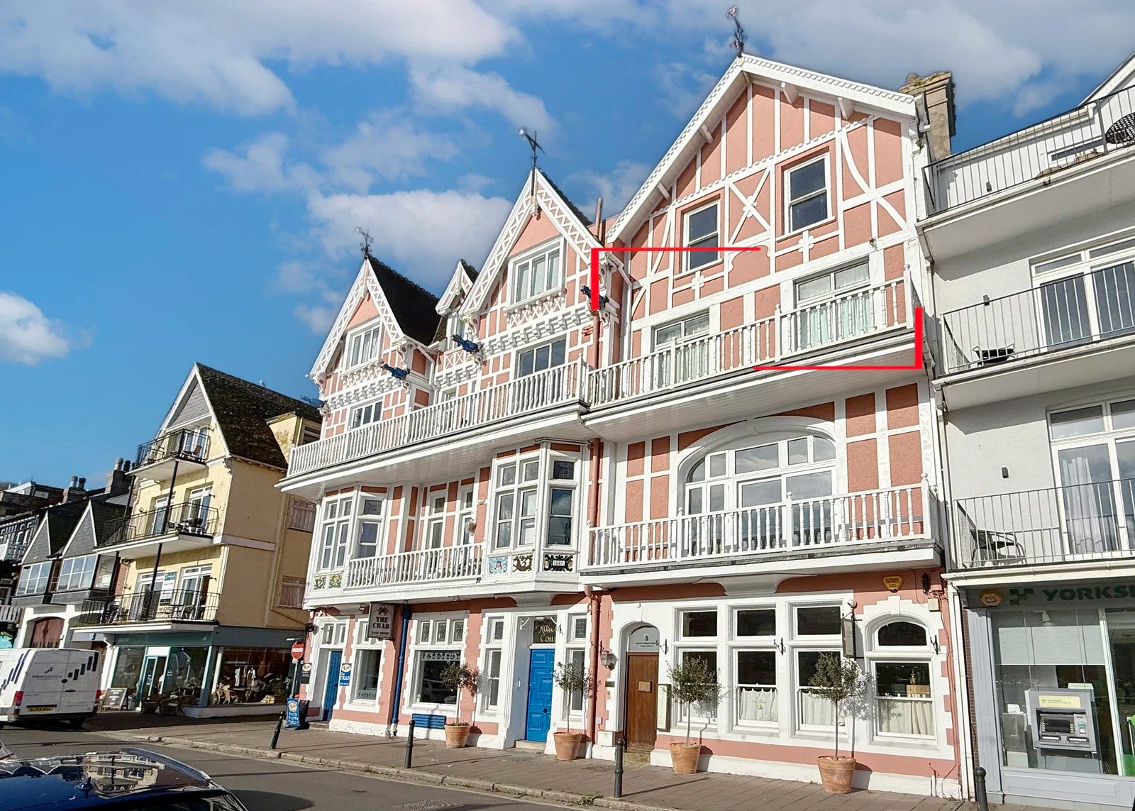 Raleigh Court, Dartmouth