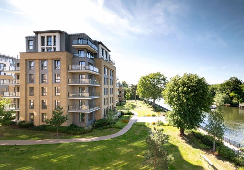 Broom Road, Teddington