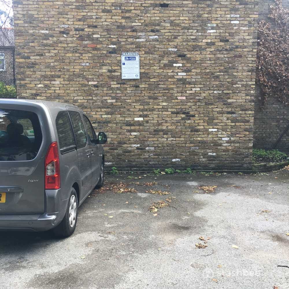 Parking Space to Rent in East London, E13