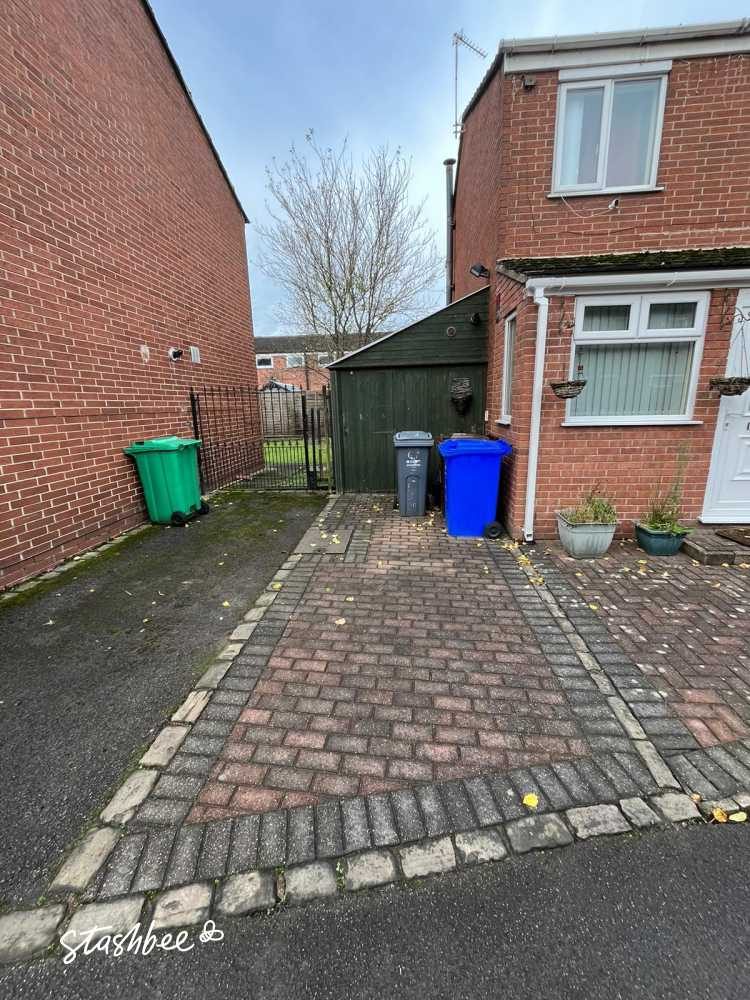 Parking Space to Rent in Manchester, M14