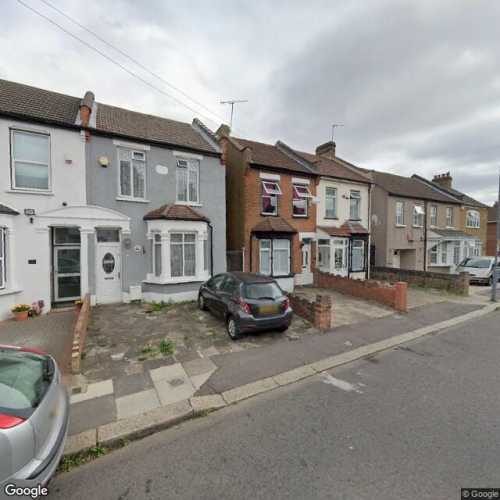 Parking Space to Rent in Ilford, IG4