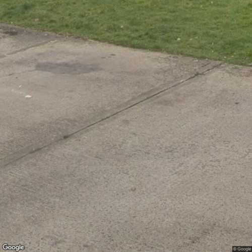 Parking Space to Rent in Feltham, TW13