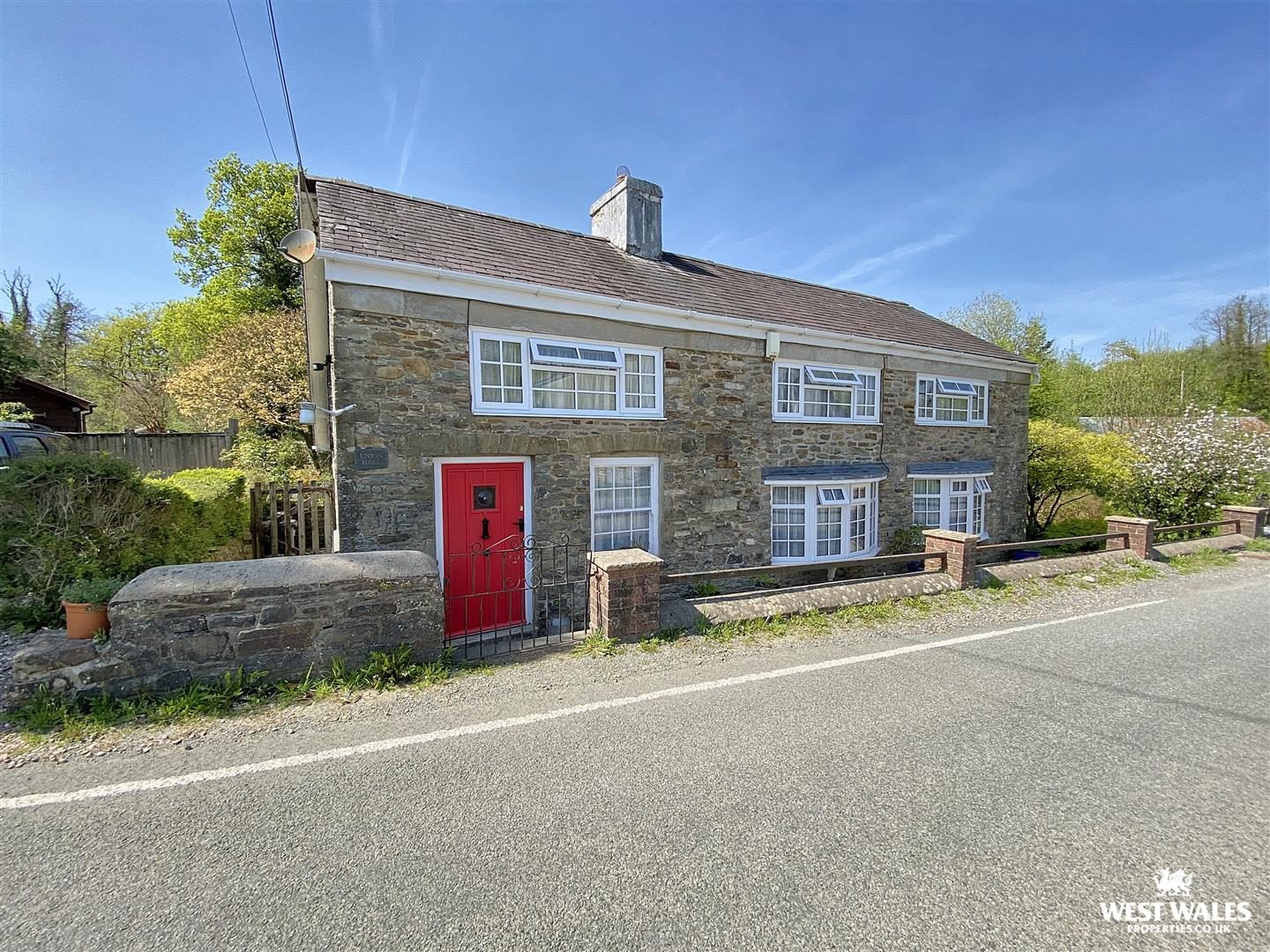 Cottage, Carmarthen