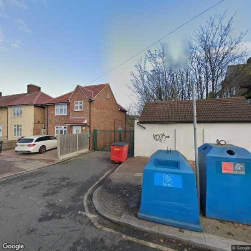 Parking Space to Rent in Dagenham, RM9