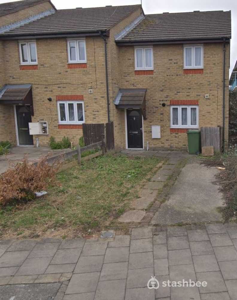 Parking Space to Rent in East London, E15