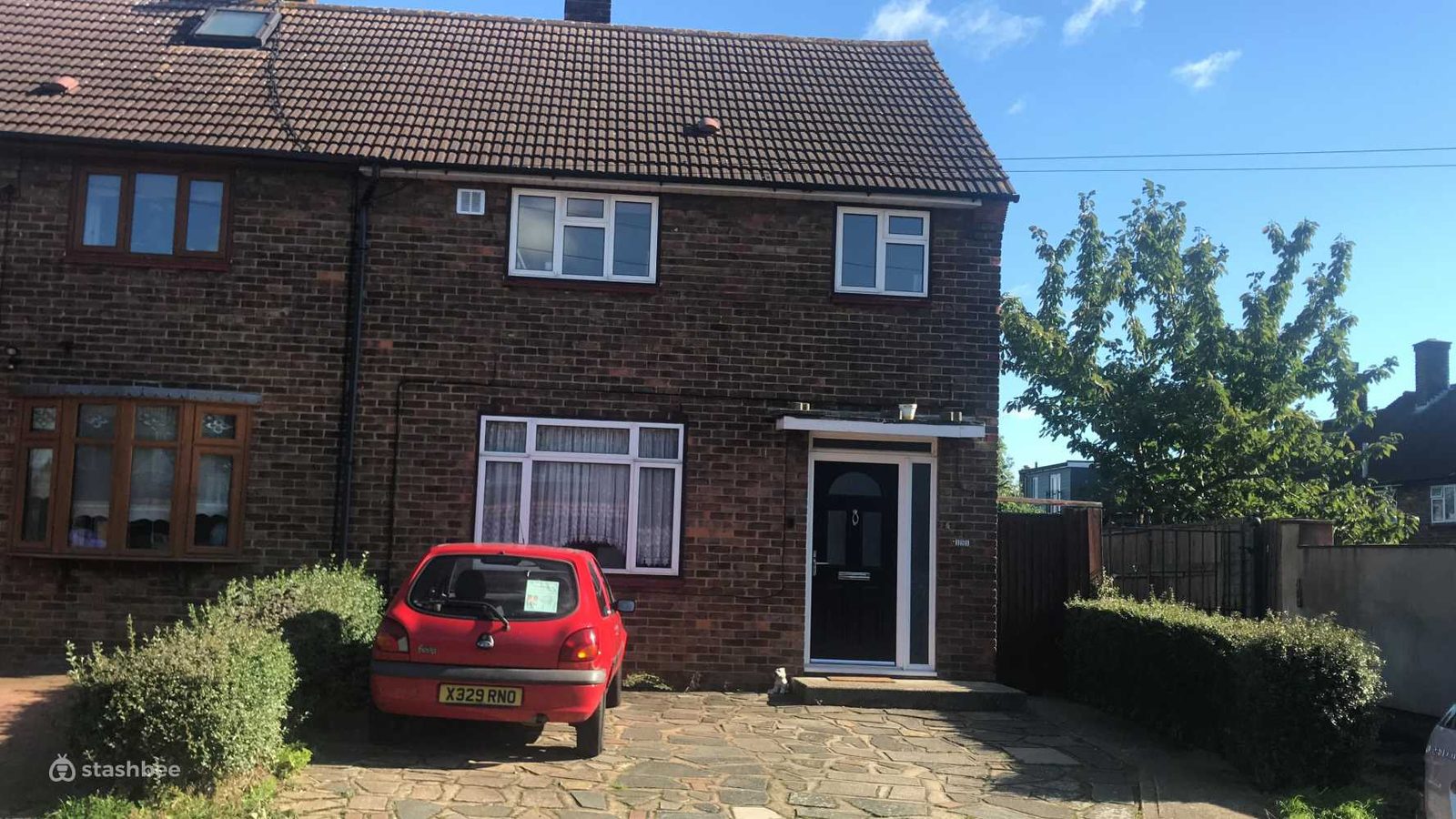Parking Space to Rent in Romford, RM3