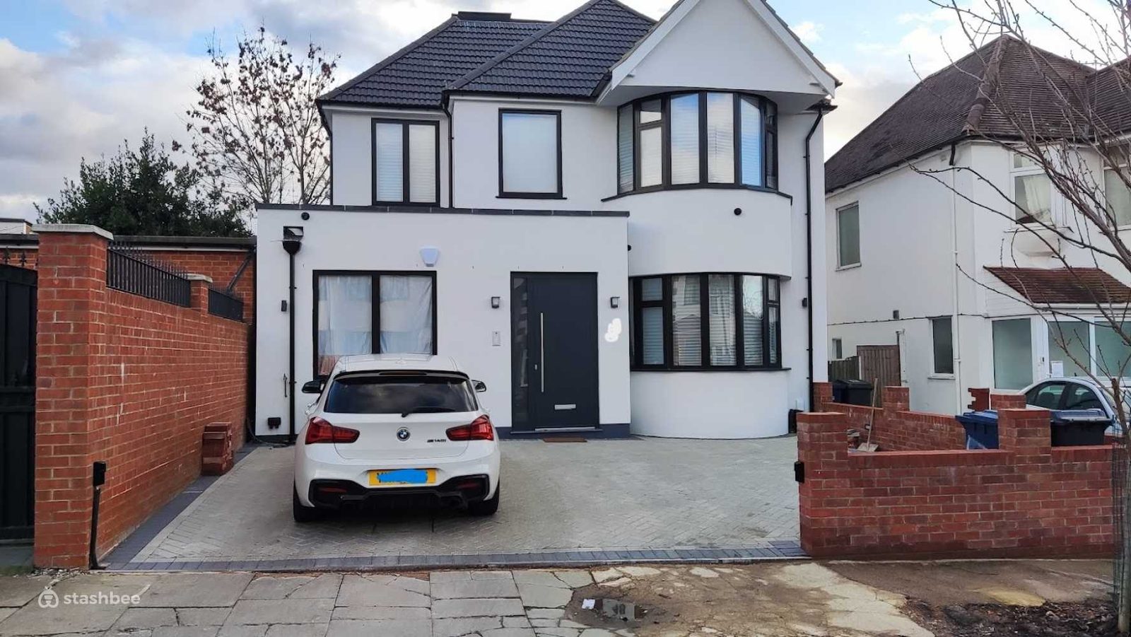 Parking Space to Rent in North West London, NW4