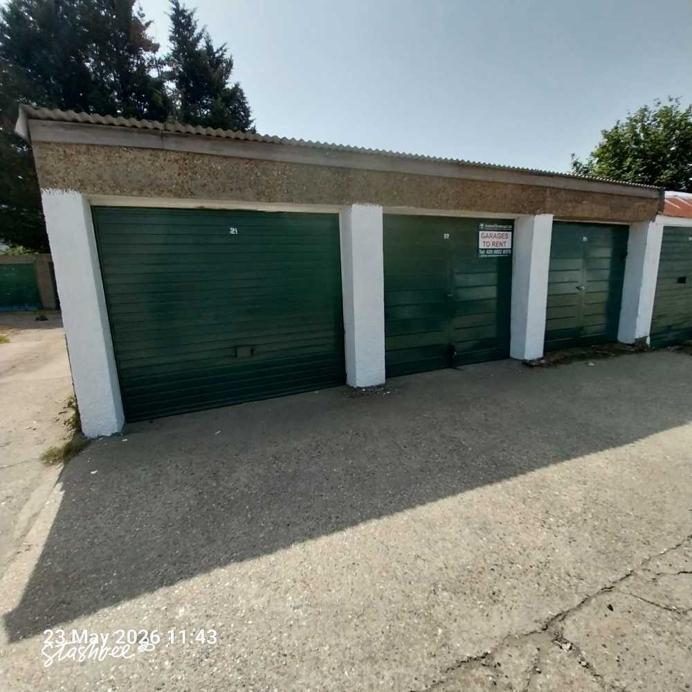 Lock-up Garage to Rent at 32-36 Ashburton Avenue, CR0 7JE