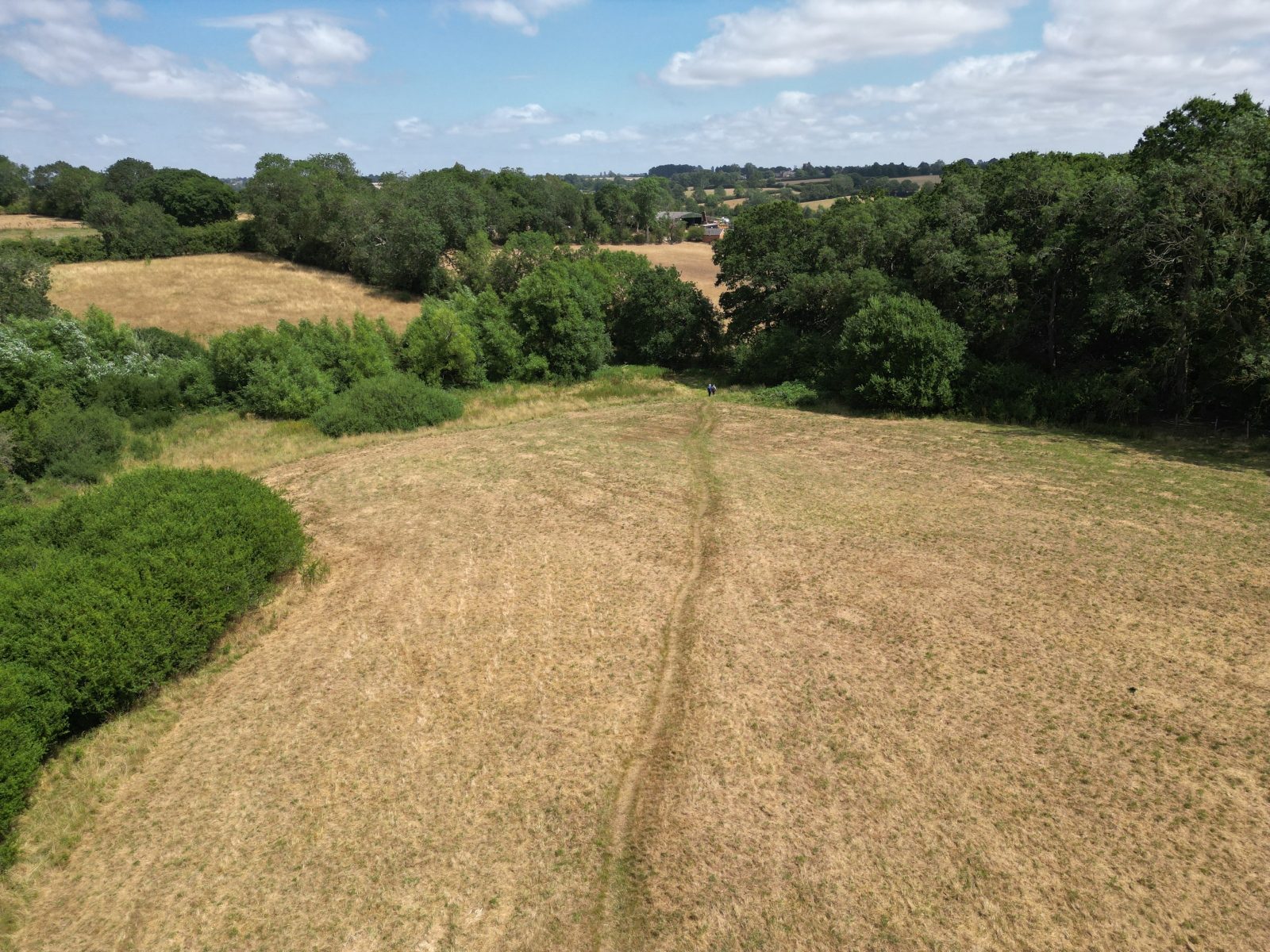 Equestrian with paddocks in Wayleaves