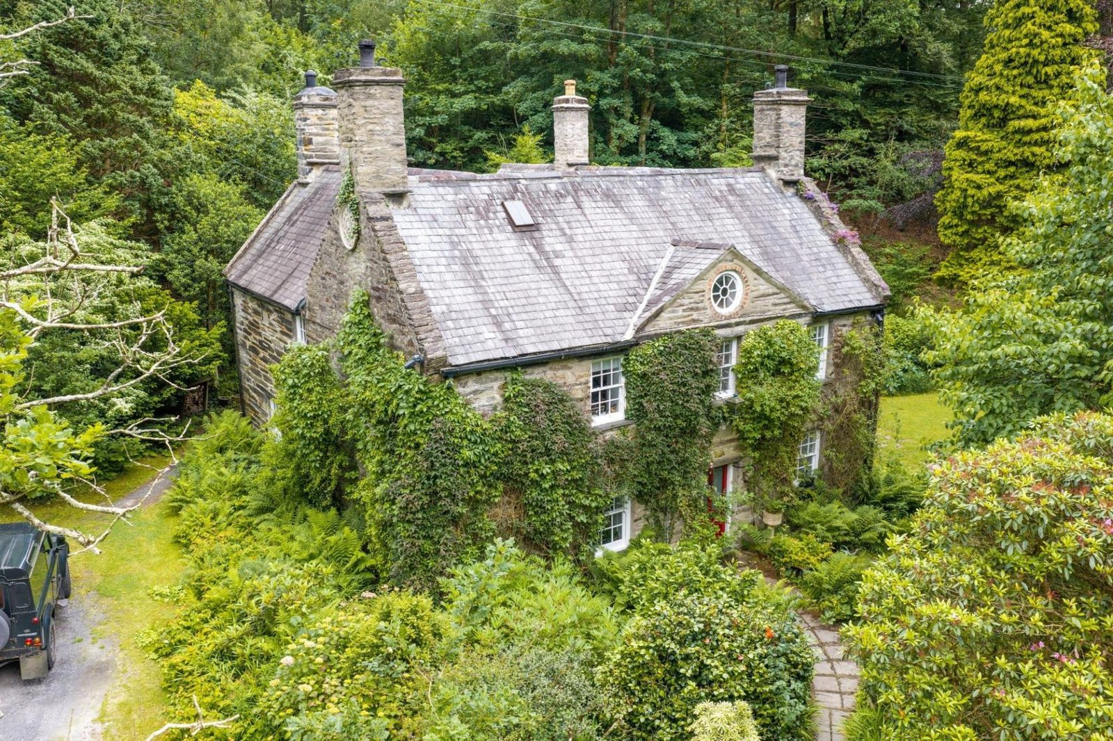 Character Property for sale with 5 bedrooms, Tyn y Coed Farm, Barmouth