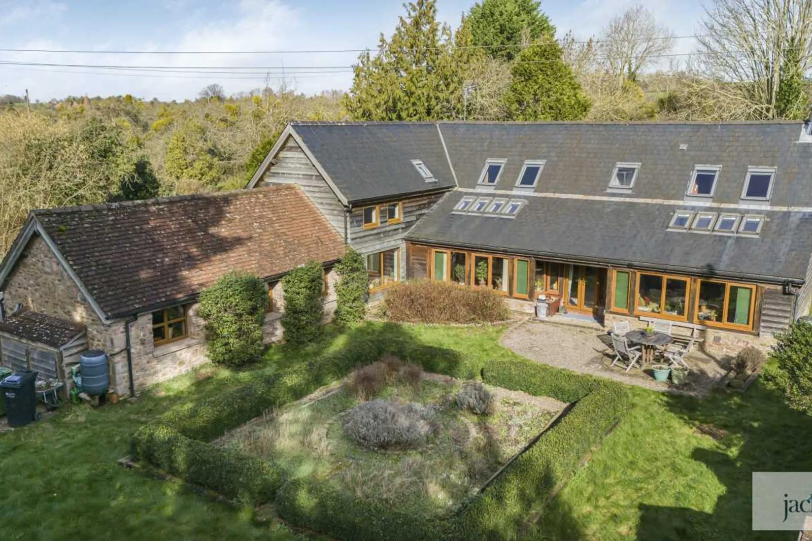Barn conversion with paddocks, Property with over 3.5 Acres in Monkh