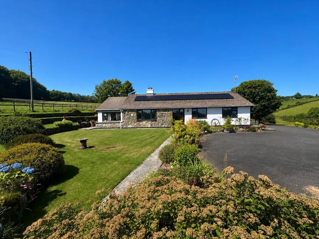 Detached bungalow with outbuildings in Llanybydder
