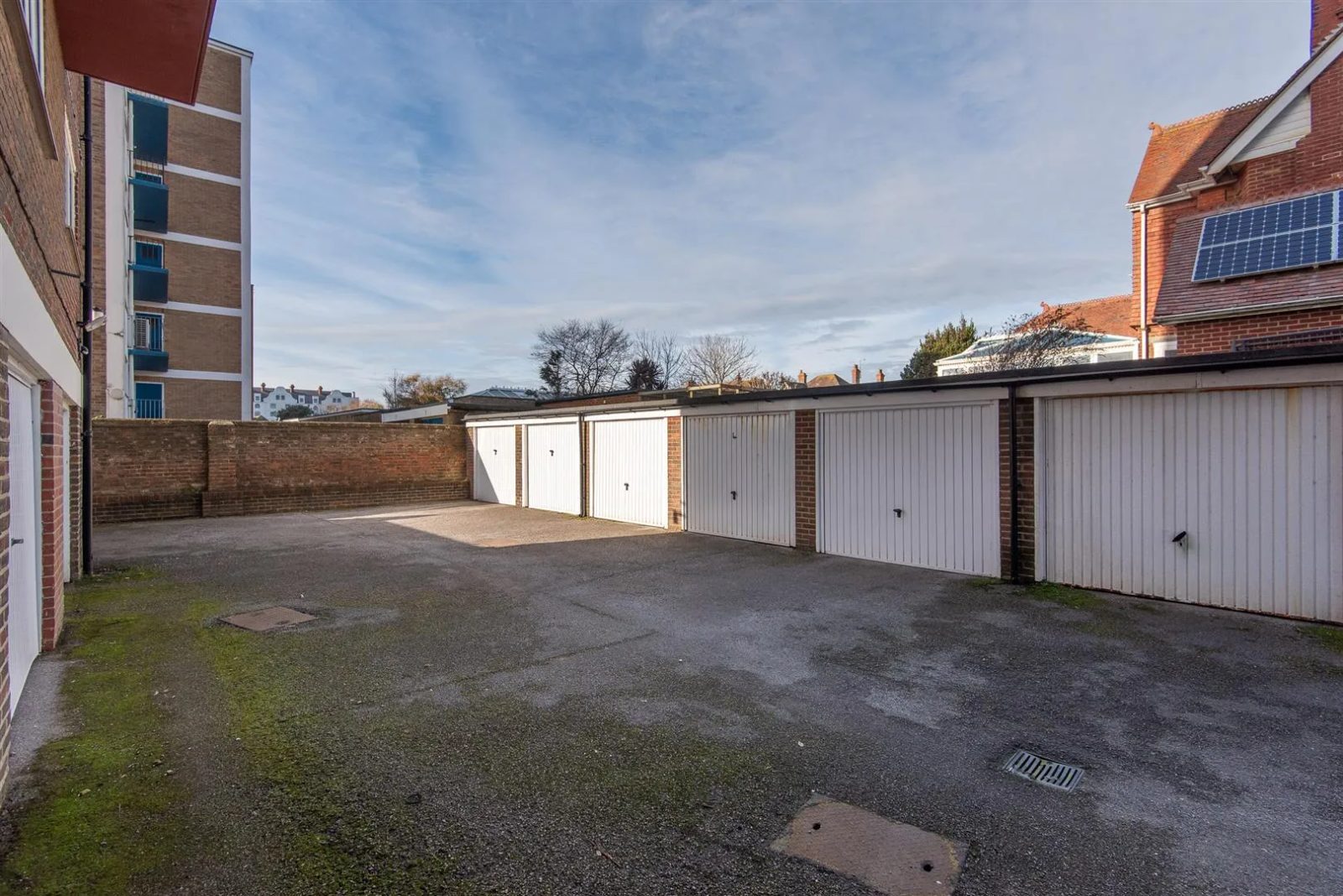 Seaview Road, Worthing, BN13 3QX