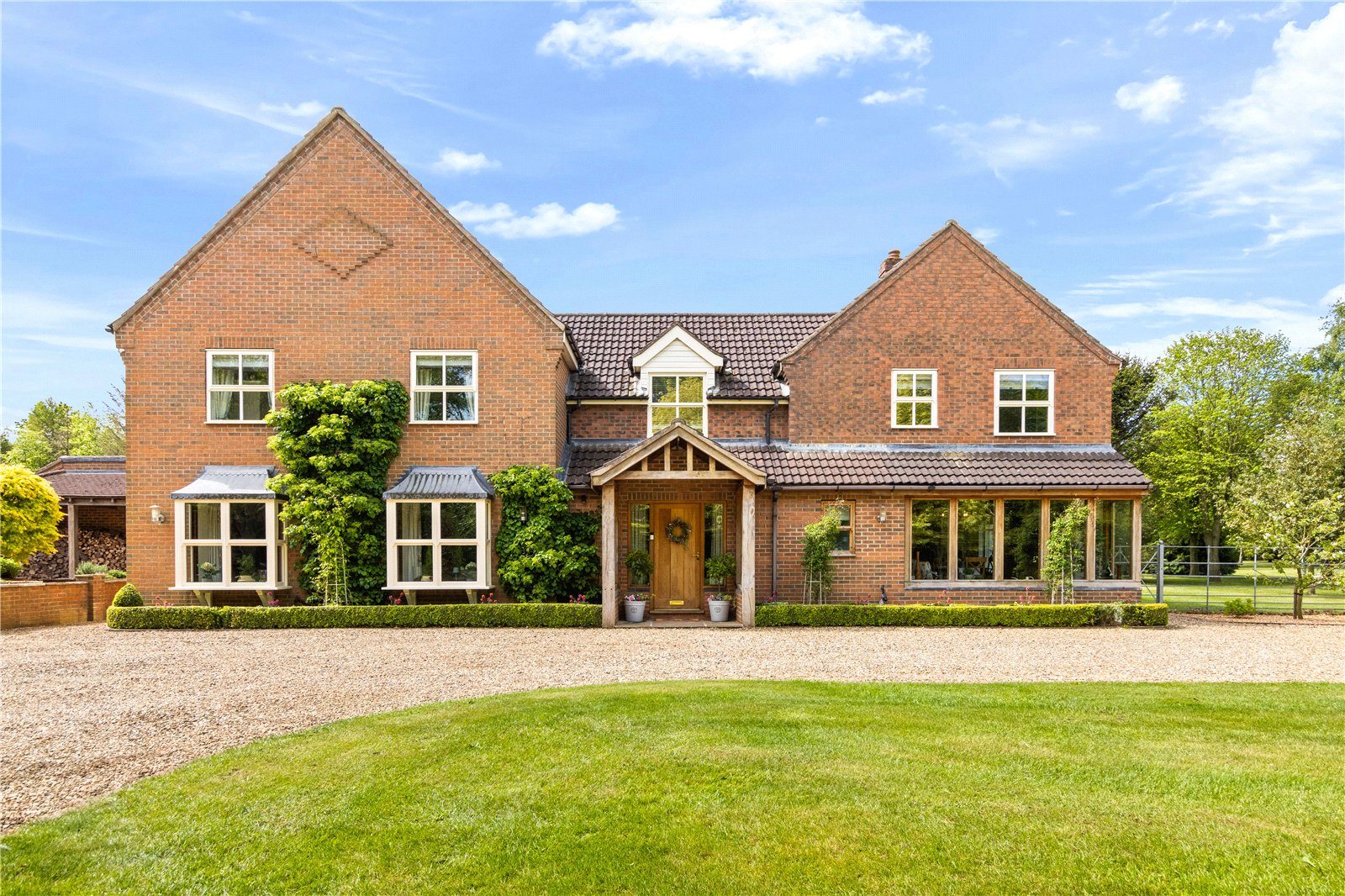 Detached house with paddocks, North Lincolnshire