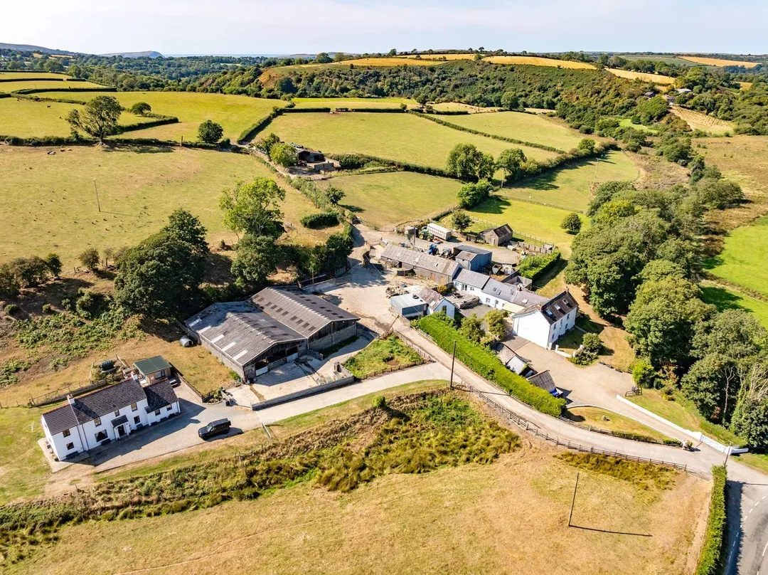 Farm with paddocks in Crymych