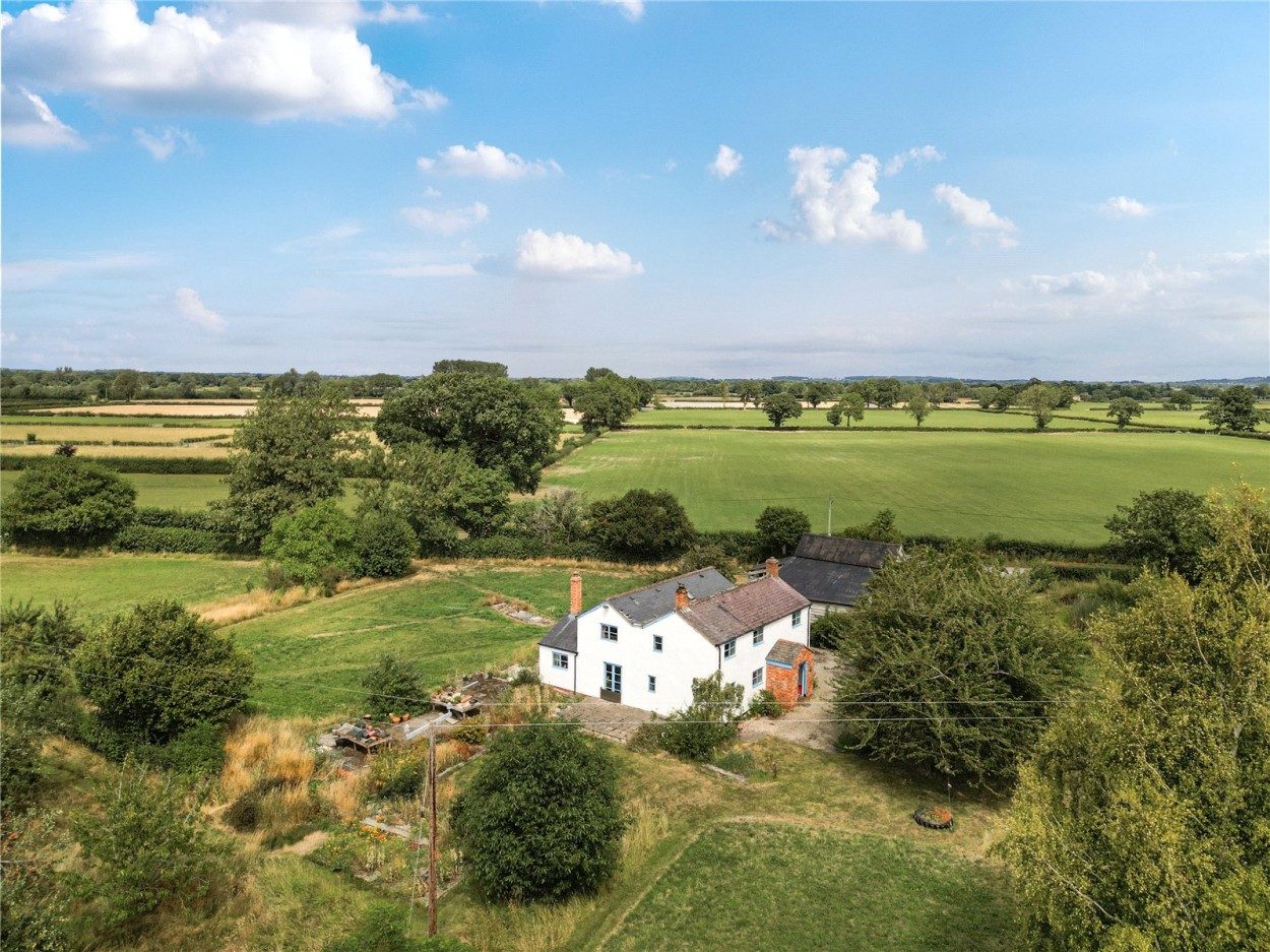 Smallholding in Llanymynech