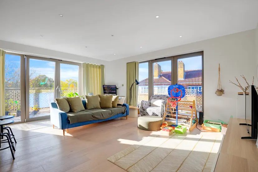 Rotherhithe Street, London, Greater London, SE16 5EF