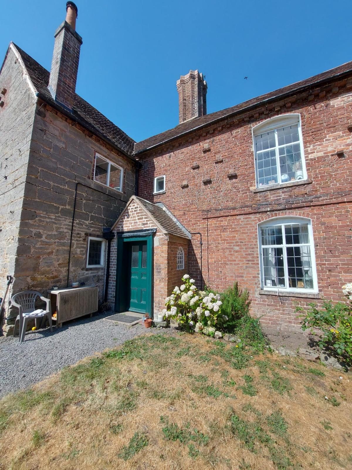 4 bed Farmhouse to rent Posenhall, Broseley TF12 5BE
