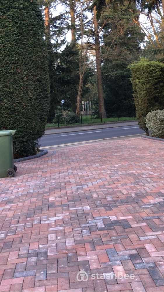 Parking Space to Rent in Watford, WD17