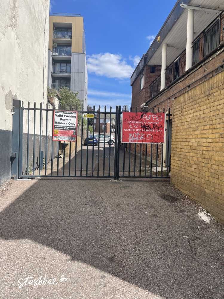 Parking Space to Rent in South West London, SW16