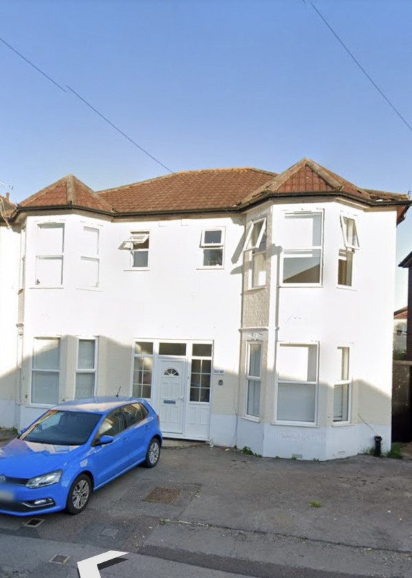 Parking on Morris Rd, SO15