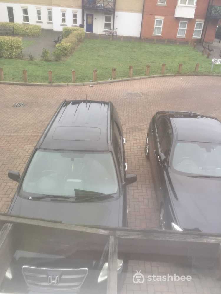 Parking Space to Rent in Romford, RM6