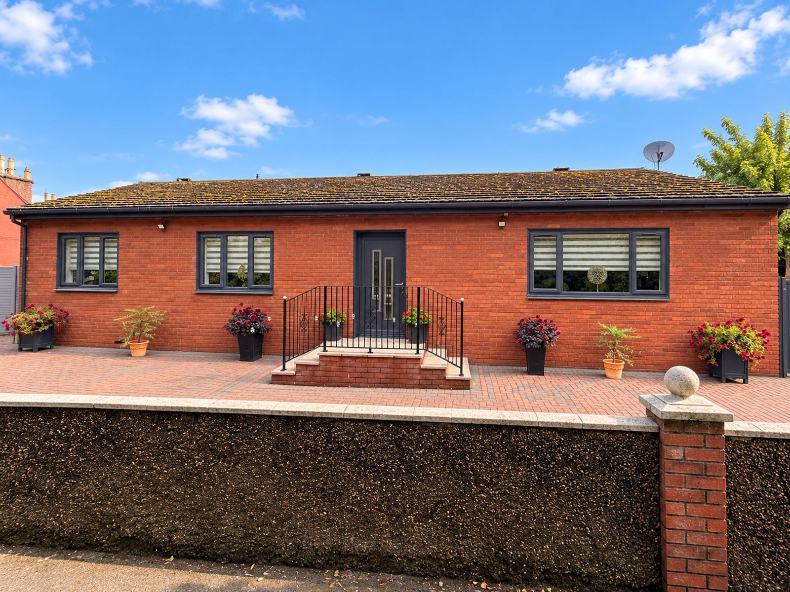 48 Riverbank Street, Newmilns, KA16 9HL