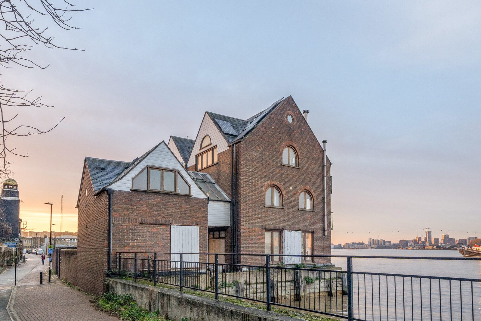 End Of Terrace House for sale - Riverside, SE7