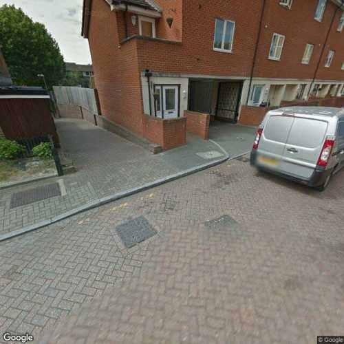 Parking Space to Rent in East London, E14