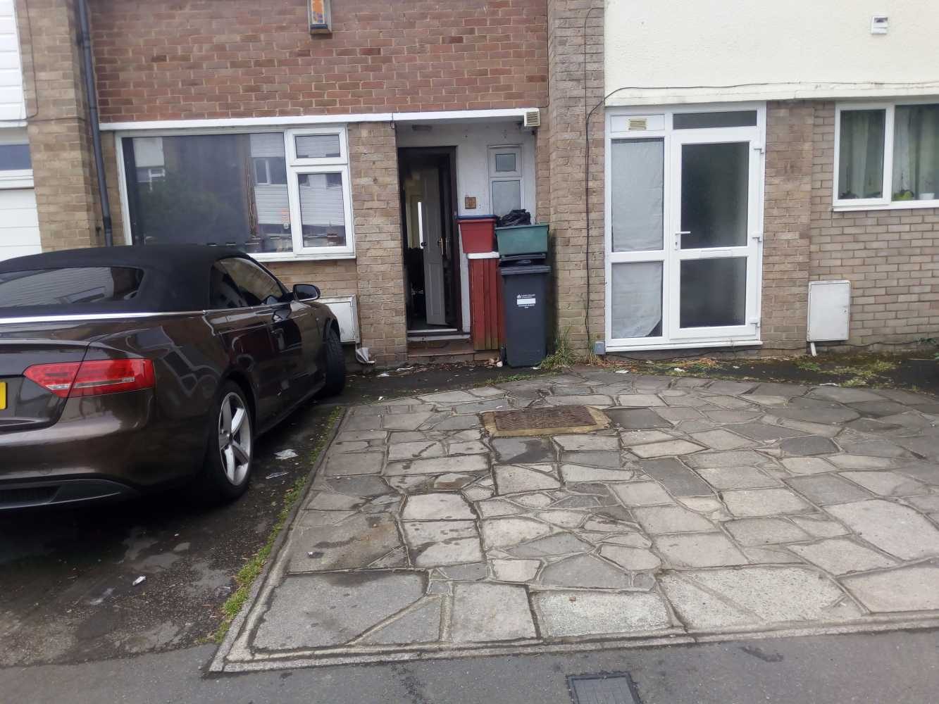 Parking Space to Rent in Feltham, TW14