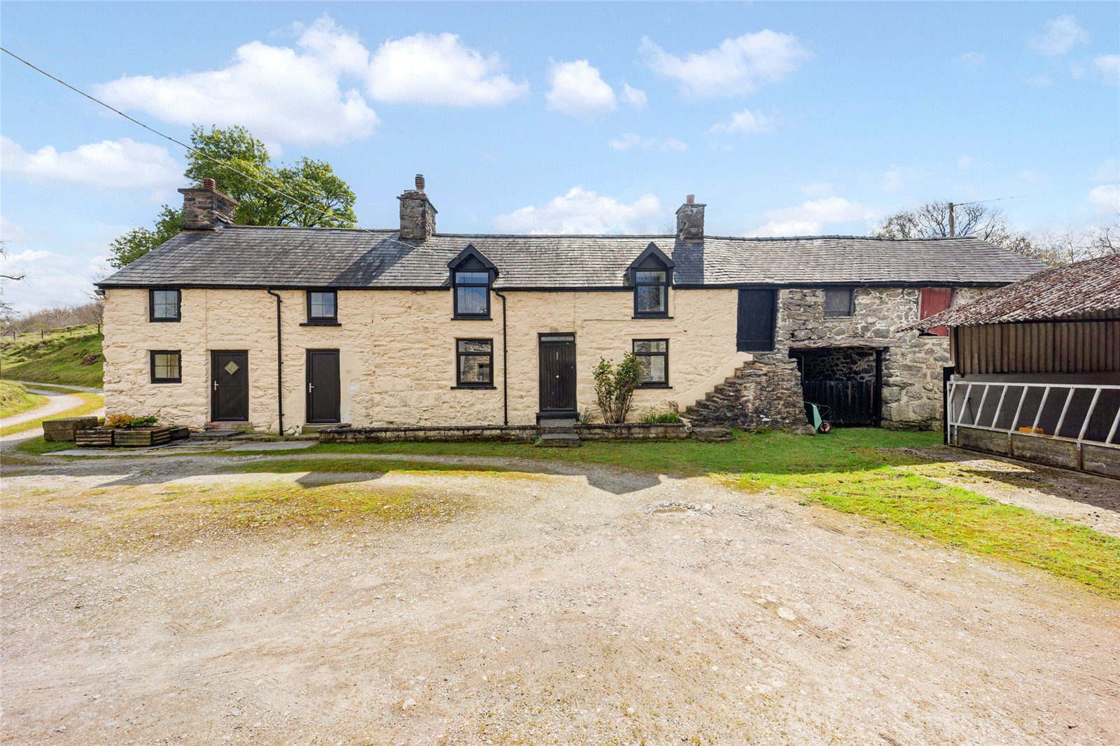3 bedroom detached house for sale Rhosygwalia, Bala, Gwynedd, LL23