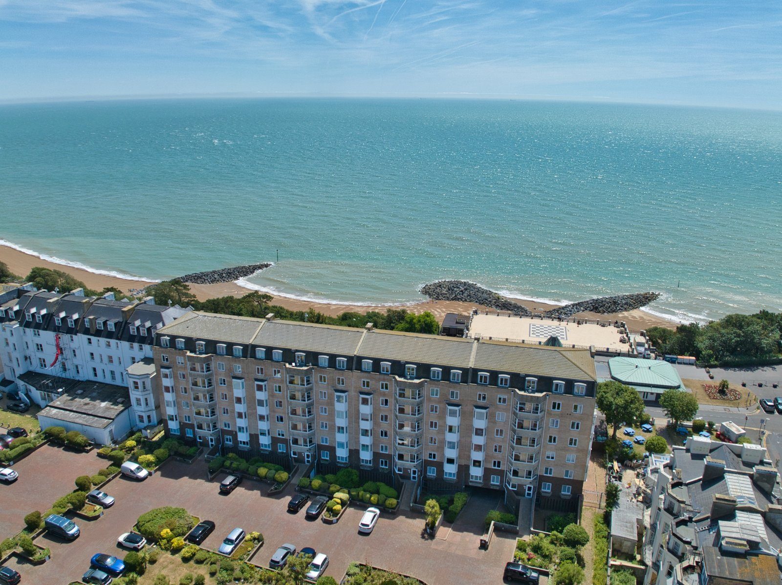 Chain free waterfront apartment, Folkestone