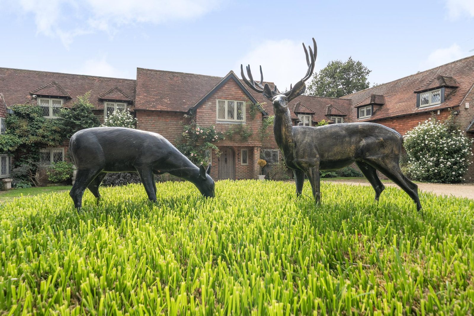 Manor House for sale with 6 bedrooms, Lovedean, Hampshire