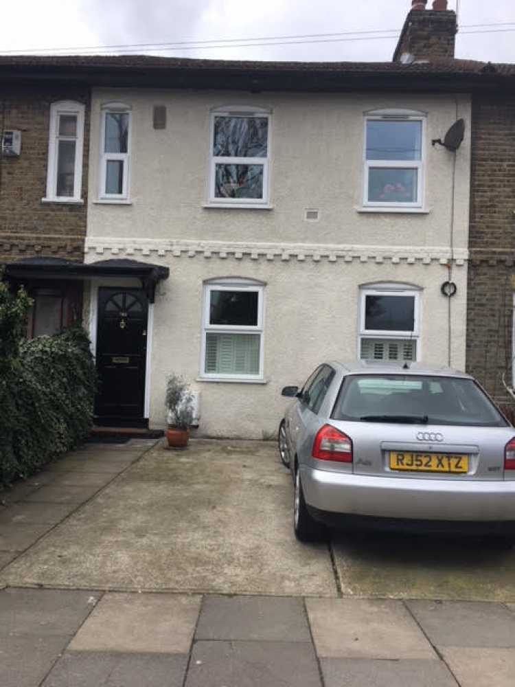 Parking Space to Rent in East London, E14