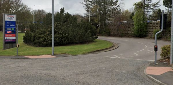 Parking on Tesco Extra, Aberdeen, AB22