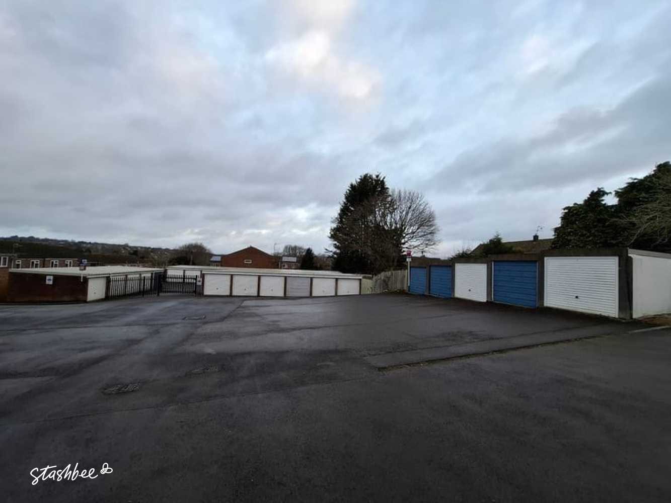 Secure Lock-up Garage to Rent on Elizabeth Close, Marlborough