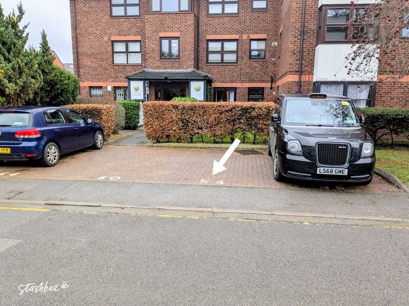 Parking Space to Rent in London, W12