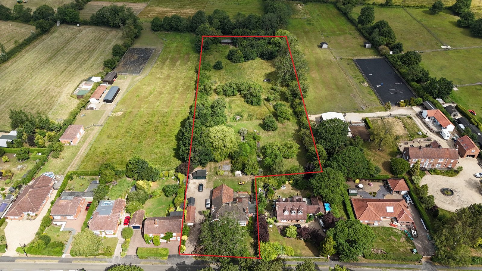Detached bungalow with outbuildings, Tealby