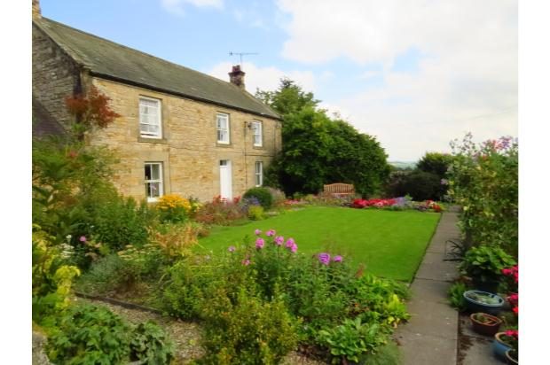 3 Bedroom Detached House Let in Hexham, NE48