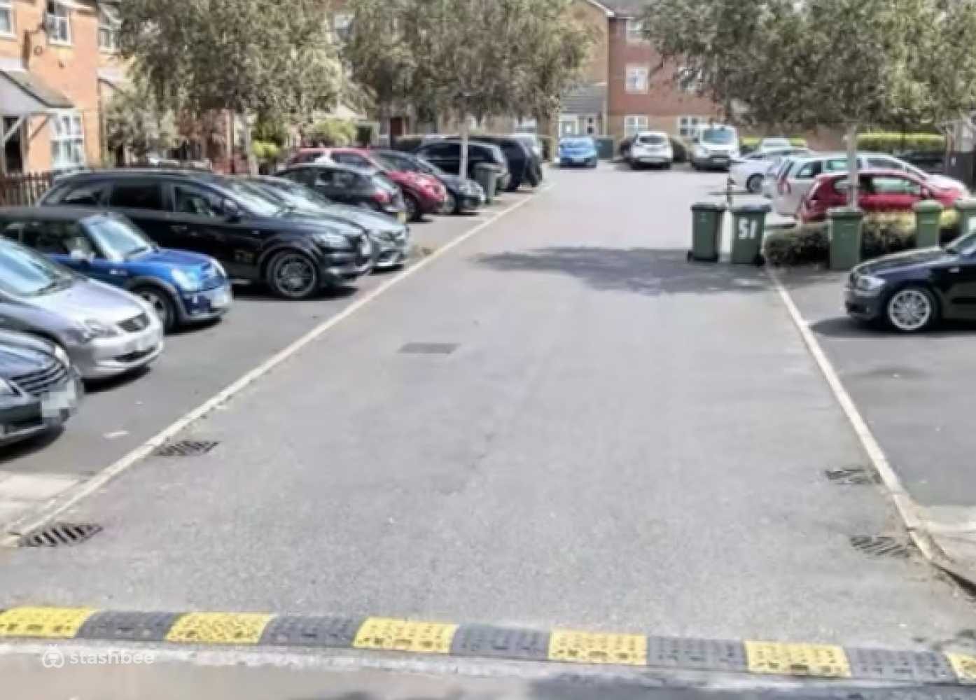 Parking Space to Rent in South East London, SE8