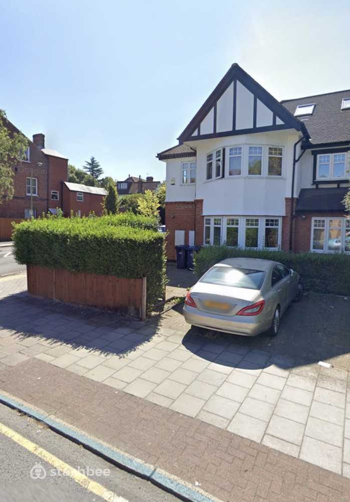 Parking Space to Rent in North West London, NW2