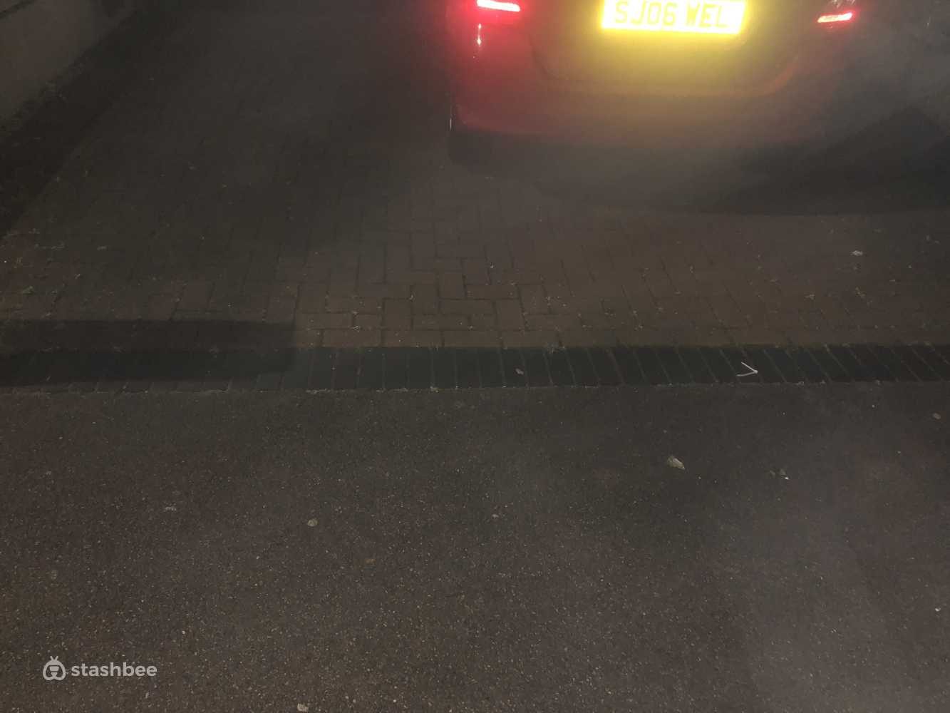 Parking Space to Rent in Dagenham, RM10