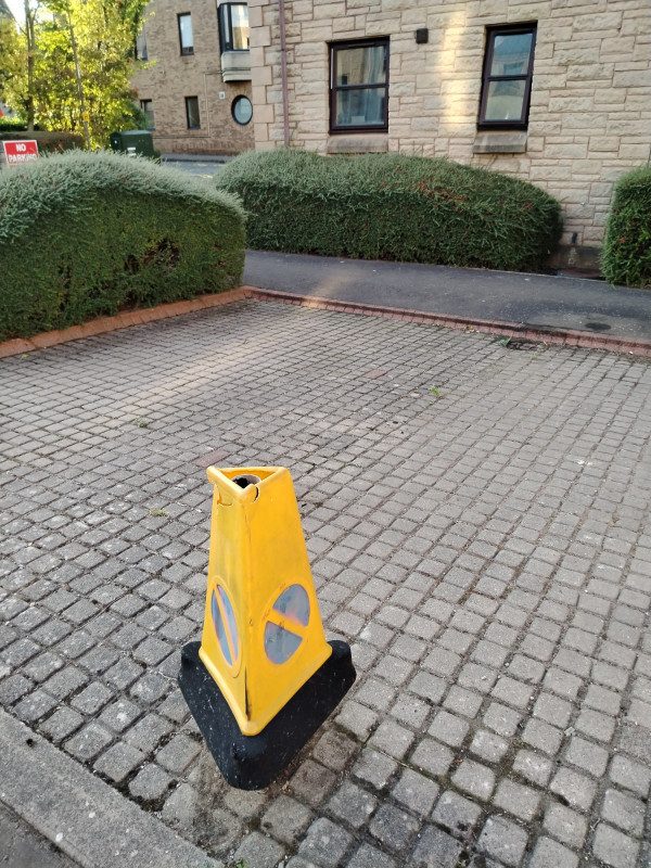 Parking on St Leonard's Ln, EH8