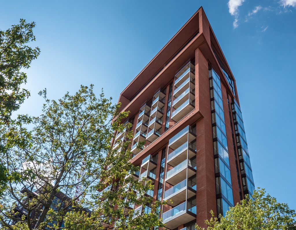 1 Bedroom Apartment Let in London, SW8